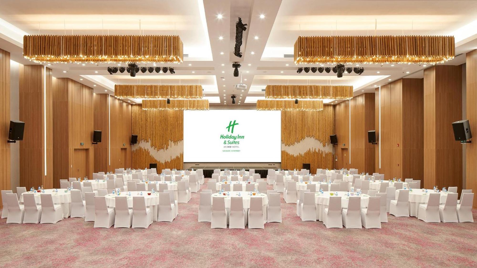 Holiday Inn & Suites Saigon Airport By Ihg Πόλη Χο Τσι Μινχ Εξωτερικό φωτογραφία