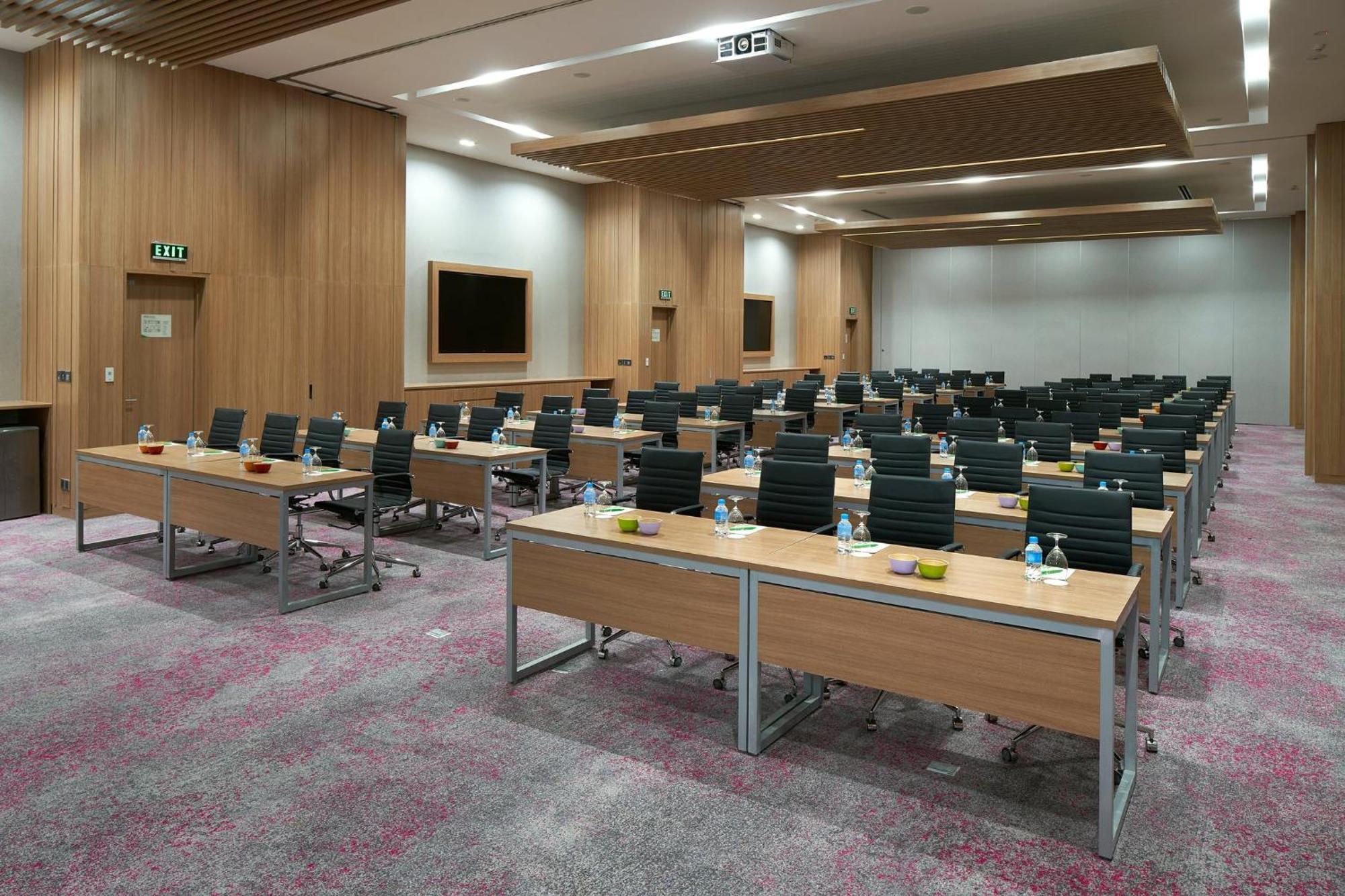 Holiday Inn & Suites Saigon Airport By Ihg Πόλη Χο Τσι Μινχ Εξωτερικό φωτογραφία